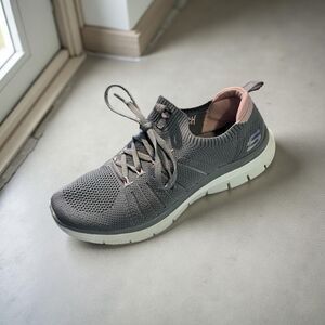 Gray Skechers Flex Appeal 4.0-Victory Lap Sneakers Size 7.5